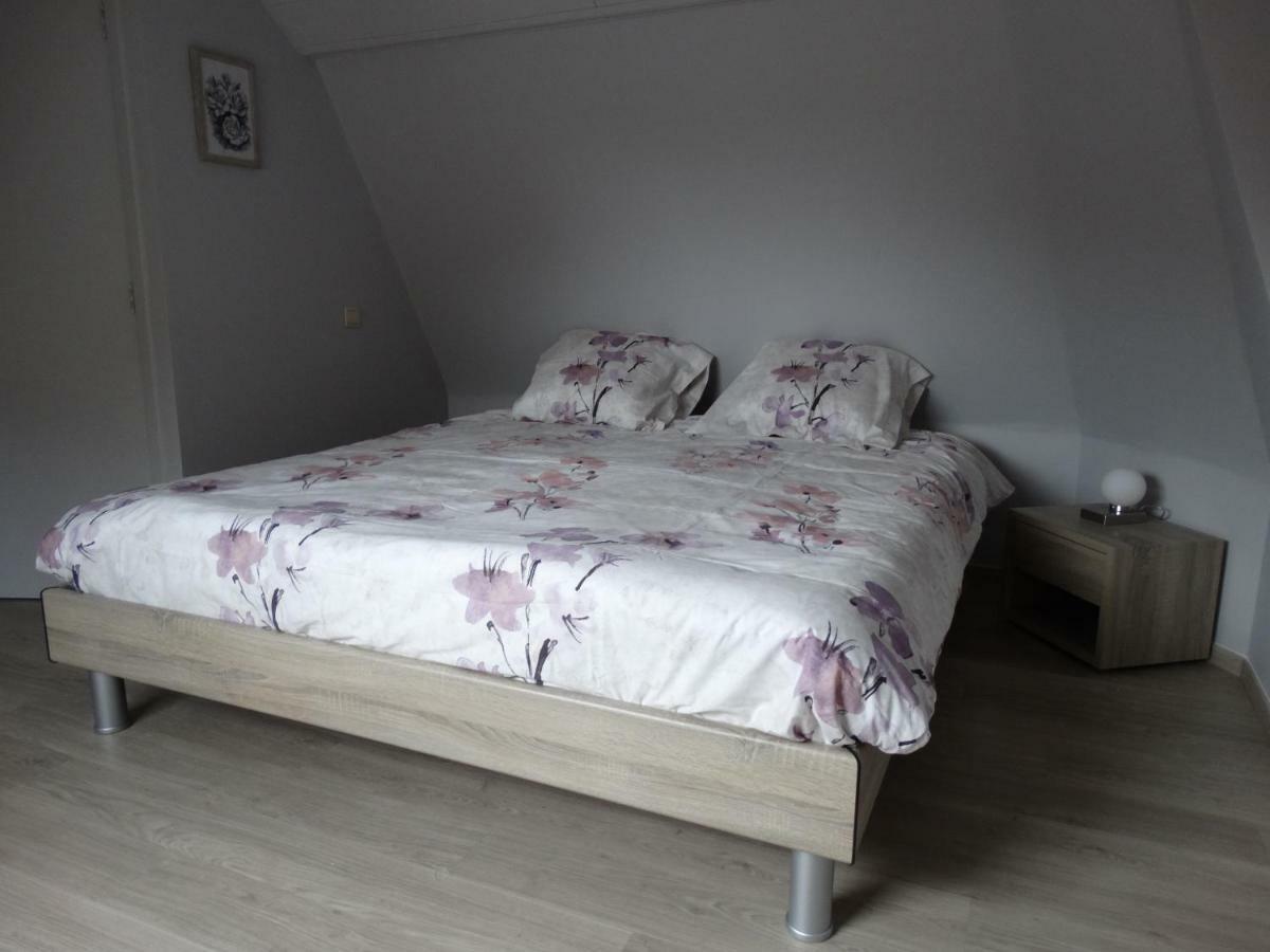 Aan de vestingrand Villa Ieper Eksteriør billede